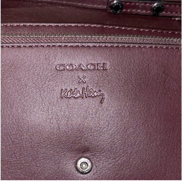 💘COACH Keith Haring Glitter Heart Purse With Detachable Strap 8x4.5" - Picture 7 of 9